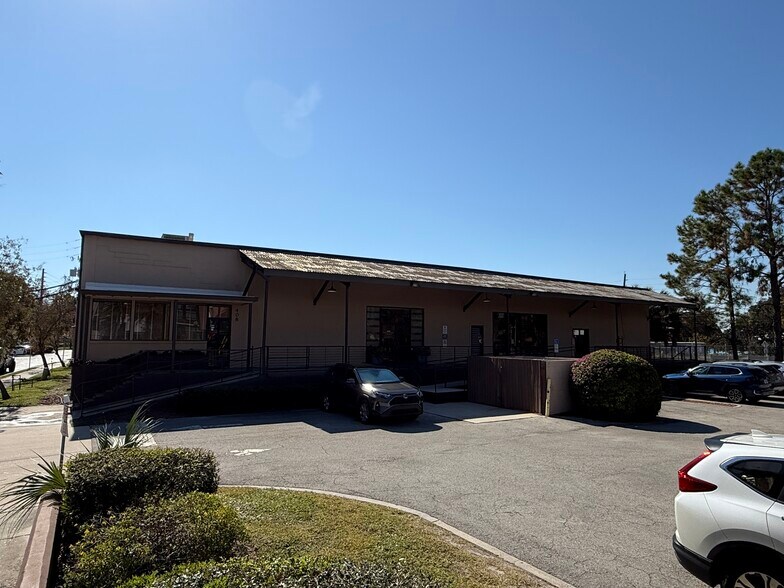 More Photos Of 408 Virginia Dr, Orlando Showroom For Lease