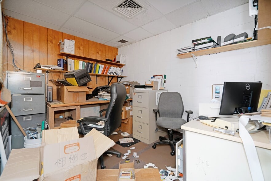 More Photos Of , Wailuku Industrial For Sale