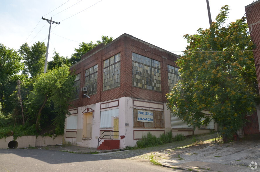 Primary Photo Of 5380 N 6th St, Philadelphia Warehouse For Lease