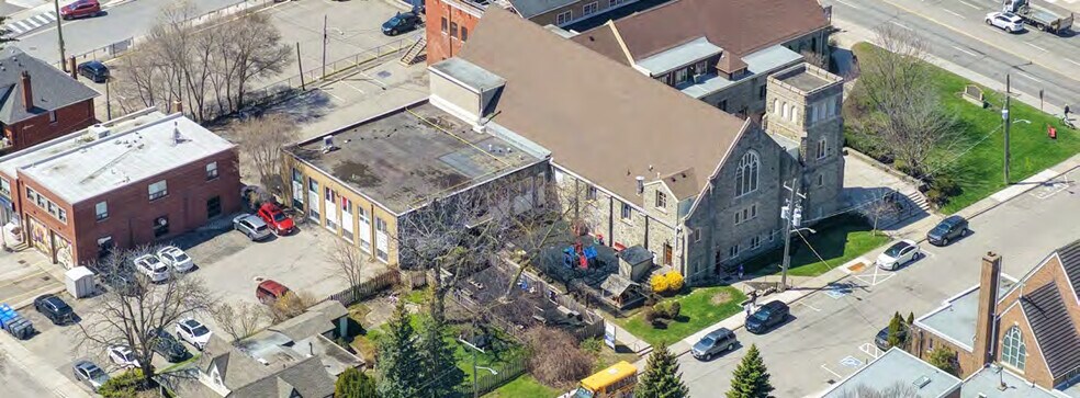 More Photos Of 151 Lakeshore Rd W, Mississauga Land For Sale