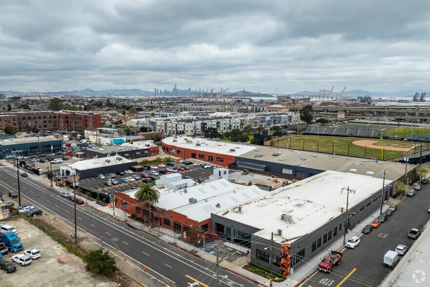 More Photos Of 1919 Peralta St, Oakland Unknown For Lease