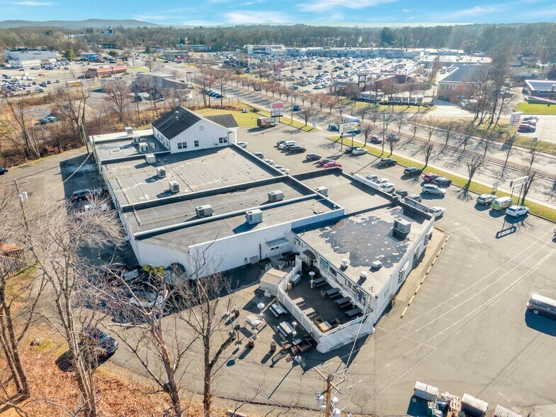 More Photos Of 148-164 E Route 59, Nanuet Freestanding For Sale