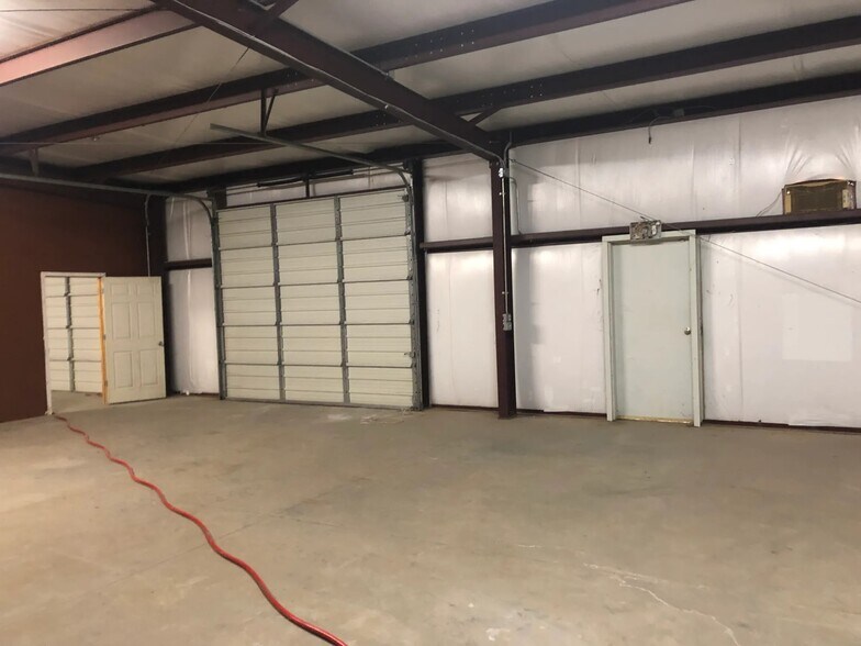 More Photos Of 1004 E 5th Ave, Amarillo Industrial For Sale