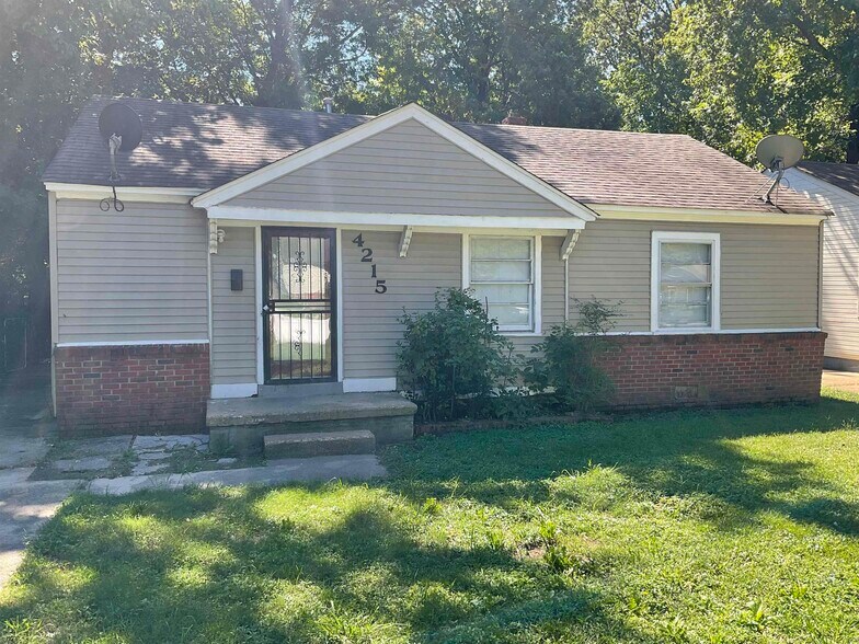 More Photos Of , Memphis Multifamily For Sale