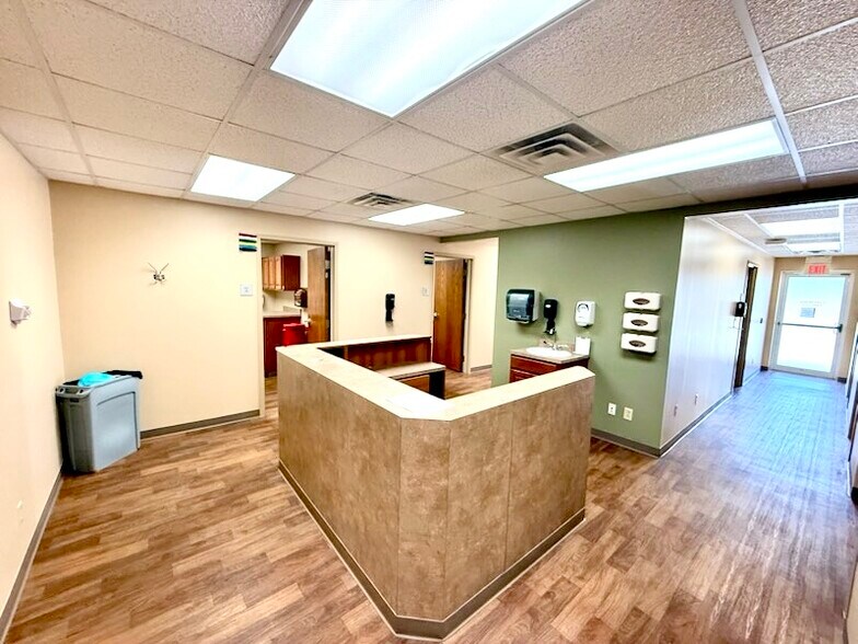 More Photos Of 3548 Western Ave, Connersville Mixed Retail For Sale