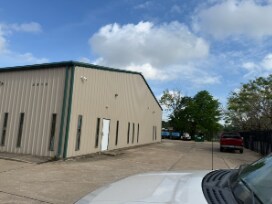 More Photos Of 4920 Pinemont Dr, Houston Manufacturing For Sale