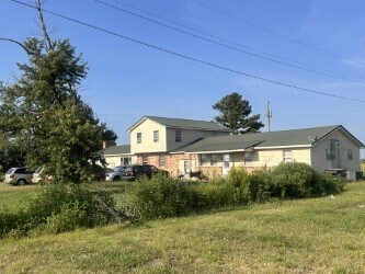 More Photos Of 9520 S State Route 78, Ridgely Service For Sale