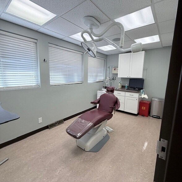 More Photos Of 2202 N Berkshire Rd, Charlottesville Medical For Sale