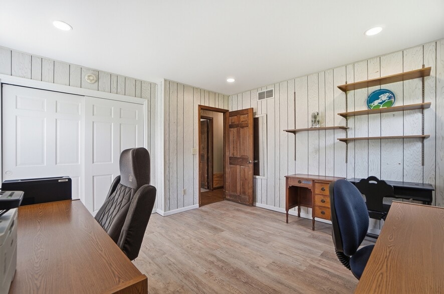 More Photos Of 2996 Millville Shandon Rd, Hamilton Specialty For Sale