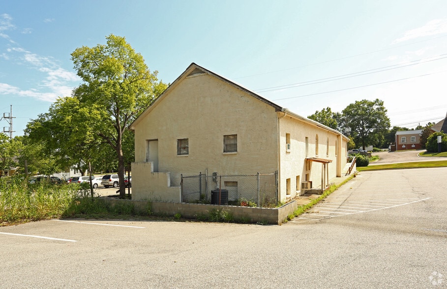 More Photos Of 1913 Gregg St, Columbia Religious Facility For Sale