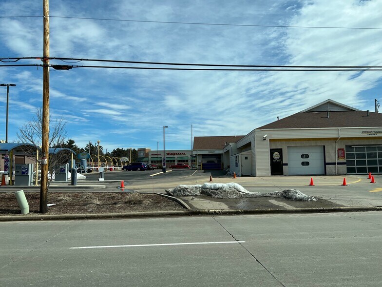 More Photos Of 3340 Church St, Stevens Point Carwash For Sale