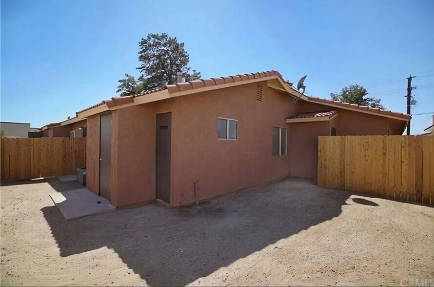 More Photos Of 13548 Caliente Dr, Desert Hot Springs Apartments For Sale