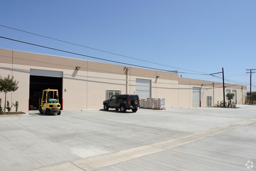 More Photos Of 1237 W 134th St, Gardena Industrial For Sale