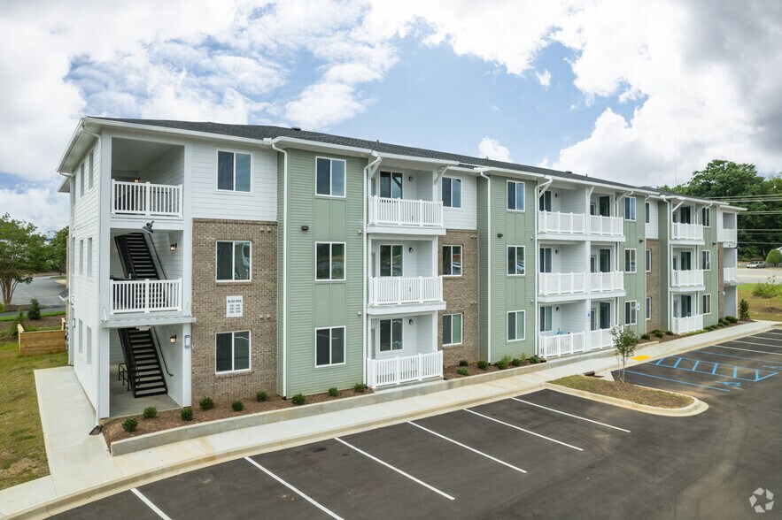 Primary Photo Of 6800 White Horse Rd, Greenville Apartments For Sale