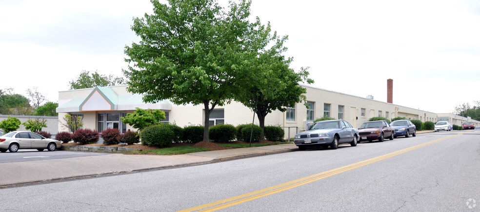 More Photos Of 61-103 Mellor Ave, Catonsville Unknown For Lease