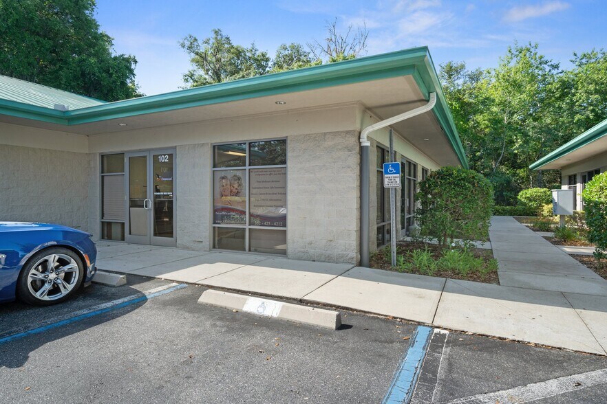 More Photos Of 2231 W Highway 44, Inverness Medical For Sale