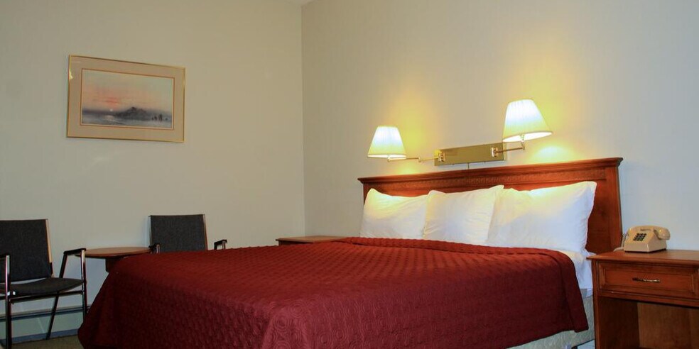 More Photos Of 1414 Cariboo Hwy, Clinton Hotel For Sale