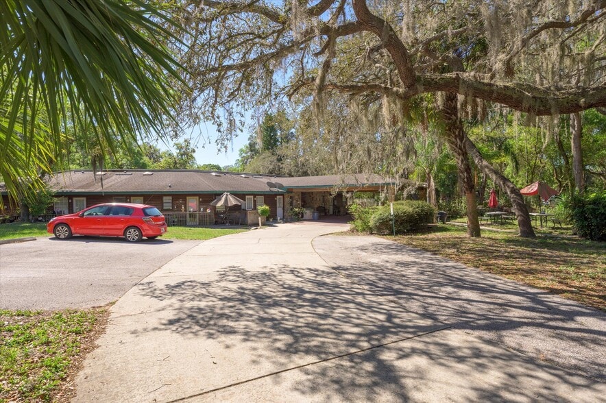 More Photos Of 7435 Plathe Rd, New Port Richey Assisted Living For Sale