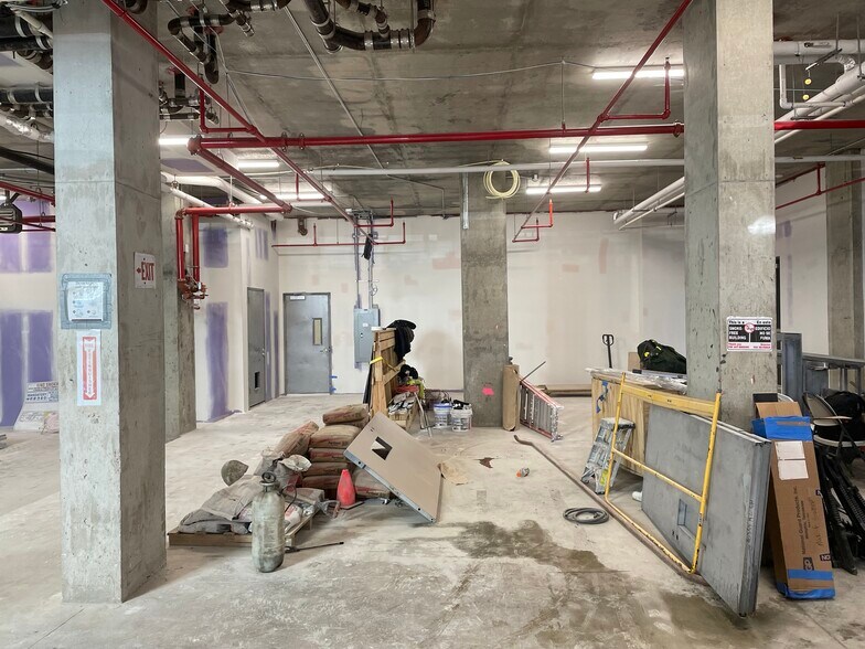 More Photos Of 353-376 Chester St, Brooklyn Apartments For Lease