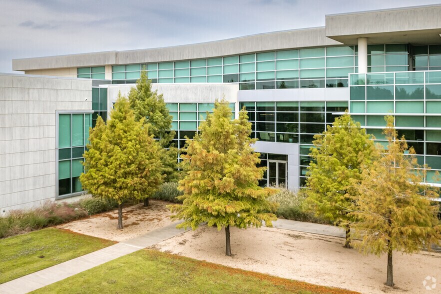 More Photos Of 21920 Merchants Way, Katy Office For Lease