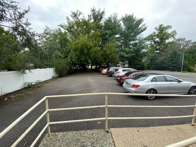 More Photos Of 117 E. Laurel Rd, Stratford Medical For Lease