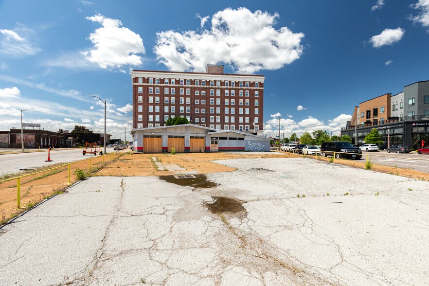 More Photos Of 4014 Chouteau Ave, Saint Louis Land For Sale