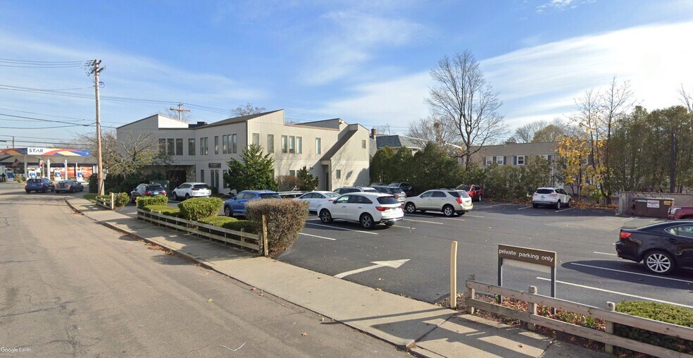 More Photos Of 883 Black Rock Tpke, Fairfield Office Residential For Lease