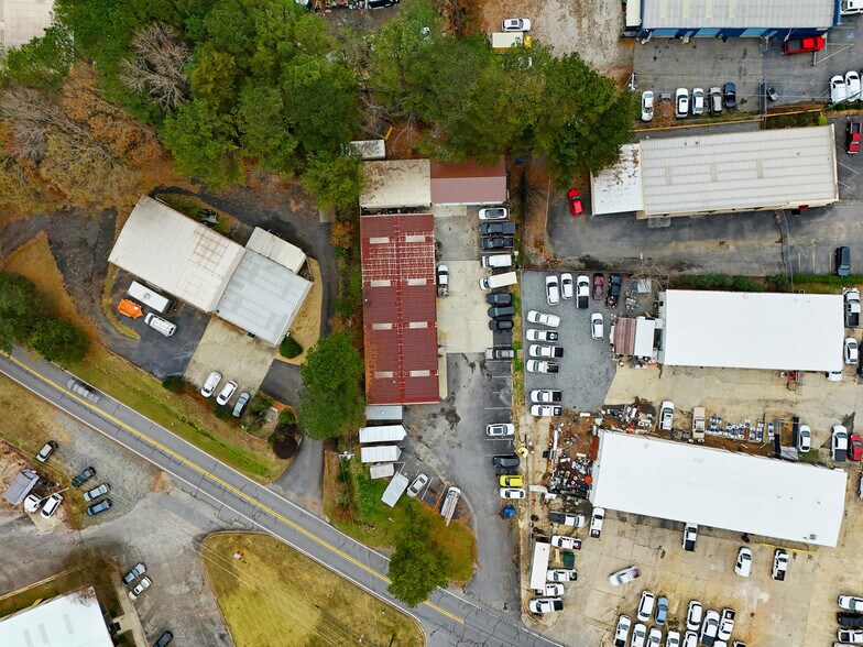 More Photos Of 961 Shallowford Rd NE, Kennesaw Warehouse For Sale
