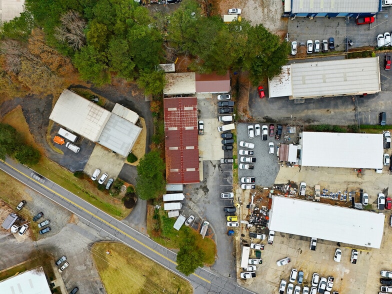 More Photos Of 961 Shallowford Rd NE, Kennesaw Warehouse For Sale