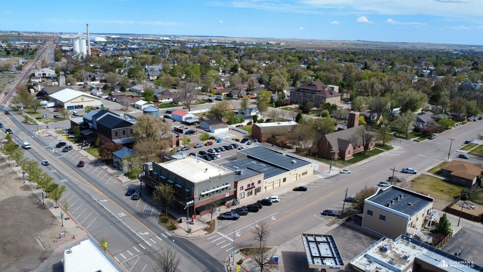 More Photos Of 213-215 4th St, Windsor Storefront For Sale