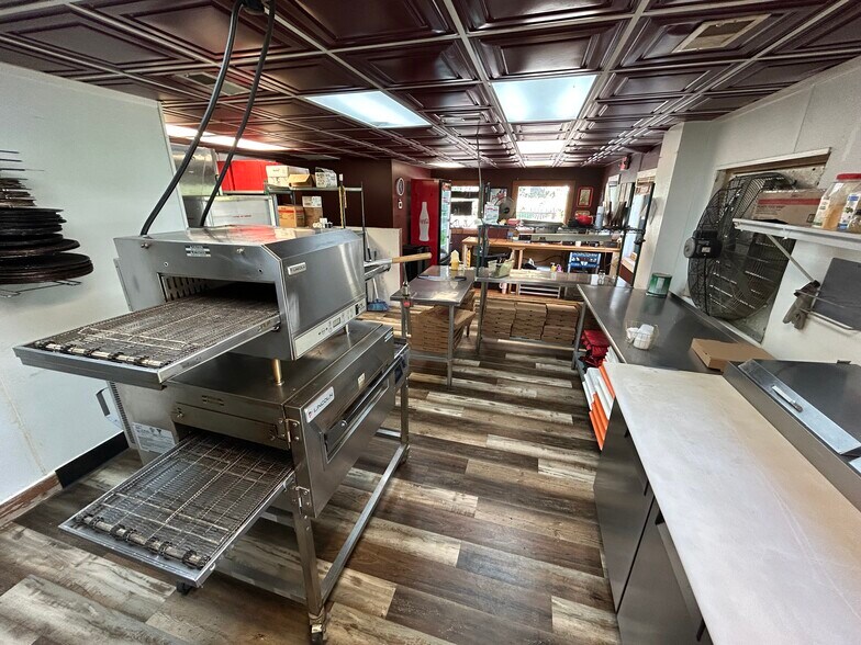 More Photos Of 6460 Banner Elk Hwy, Elk Park Restaurant For Sale