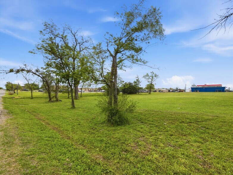 More Photos Of TBD TBD Mulberry Street, Kaufman Land For Sale