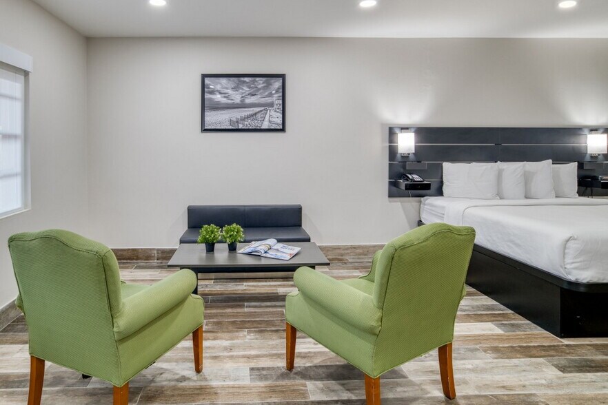 More Photos Of 137 San Marco Ave, Saint Augustine Hotel For Sale