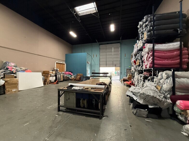 More Photos Of 3521 Main St, Chula Vista Manufacturing For Lease