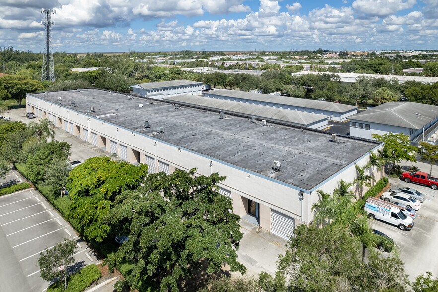 More Photos Of 4725-4787 NW 103rd Ave, Sunrise Warehouse For Lease