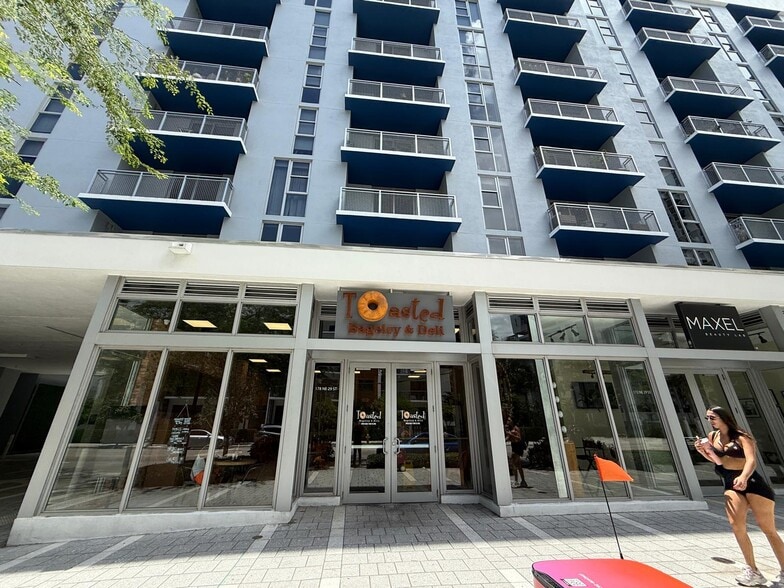More Photos Of 178 NE 29th St, Miami General Retail For Lease