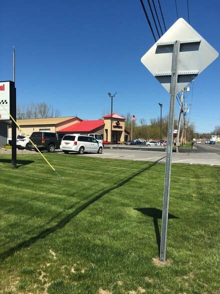 More Photos Of 6263 Taft Rd, Syracuse Warehouse For Lease