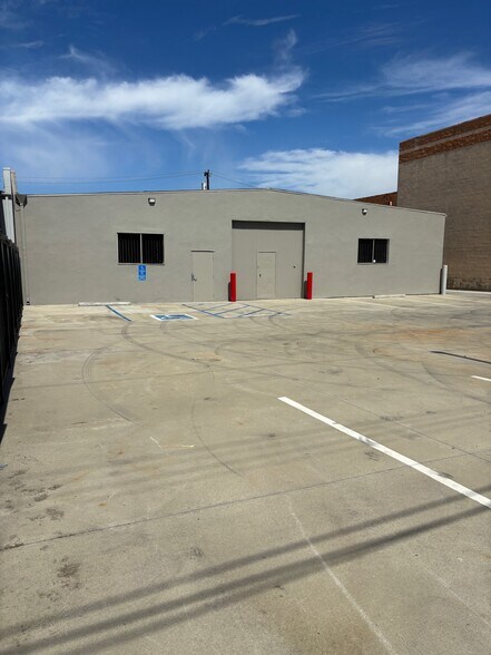 More Photos Of 1840 Floradale Ave, South El Monte Warehouse For Lease