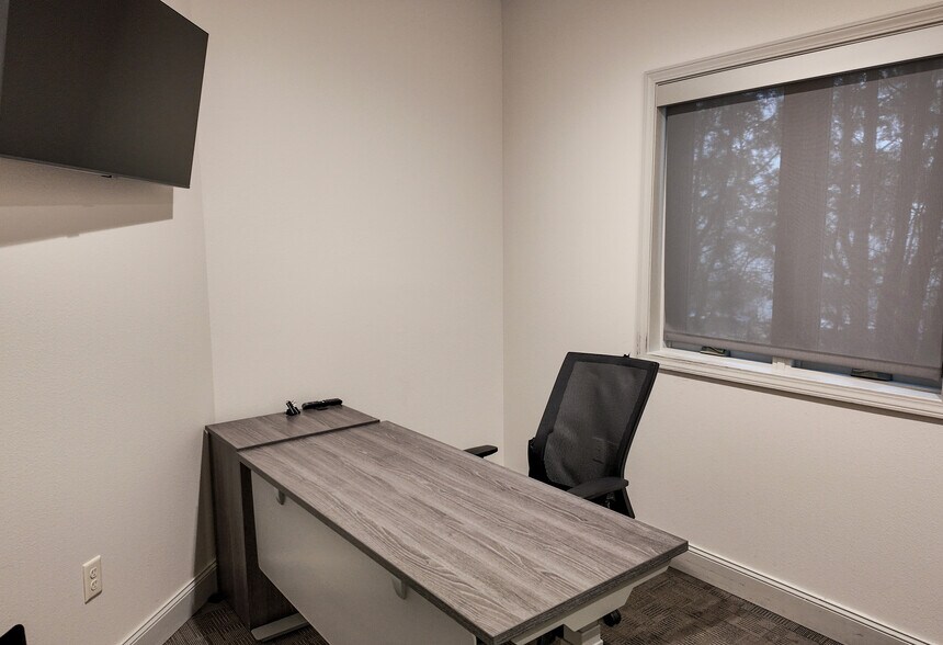 More Photos Of 6212 S Pinnacle Pl, Sioux Falls Office For Lease