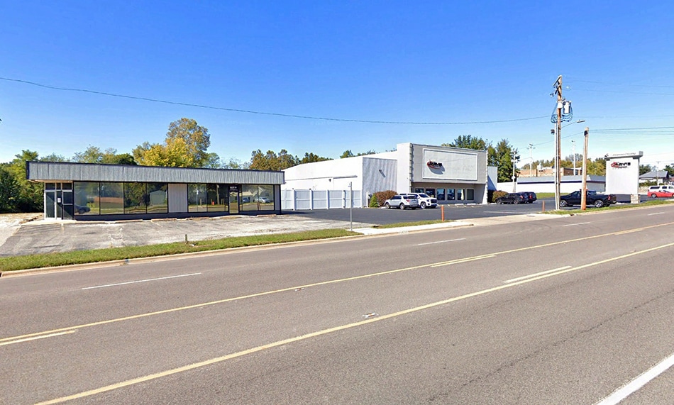 Primary Photo Of 1604 N Illinois St, Swansea Showroom For Sale