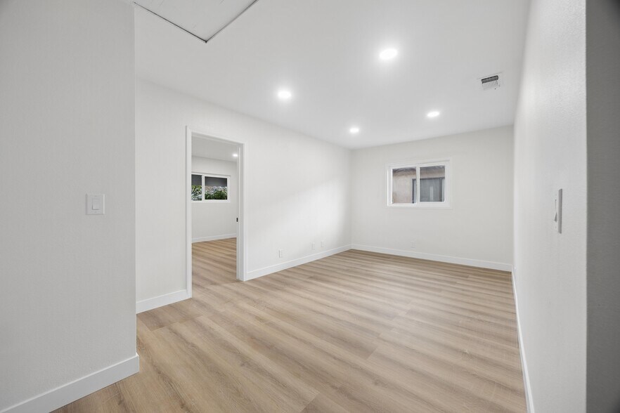 More Photos Of 1457 E Chapman Ave, Fullerton Office For Sale