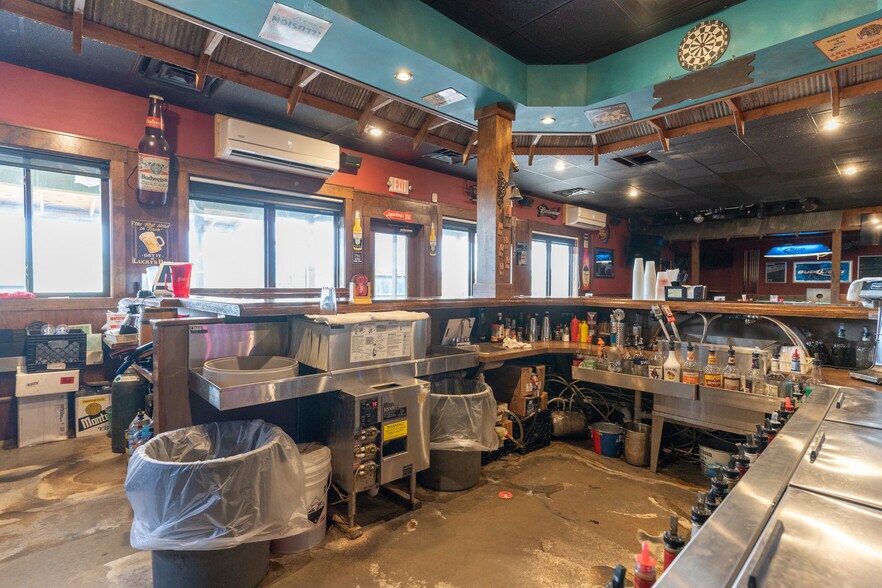 More Photos Of 1401 S Morley St, Moberly Restaurant For Sale