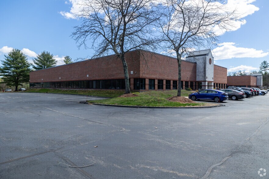 More Photos Of 300 Potash Hill Rd, Tyngsborough Research And Development For Lease