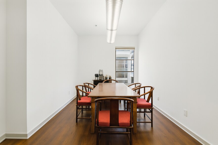 More Photos Of 1717-1719 Powell St, San Francisco Office For Sale