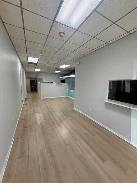 More Photos Of 2107-2129 E 63rd Ave, Bradenton Light Manufacturing For Lease