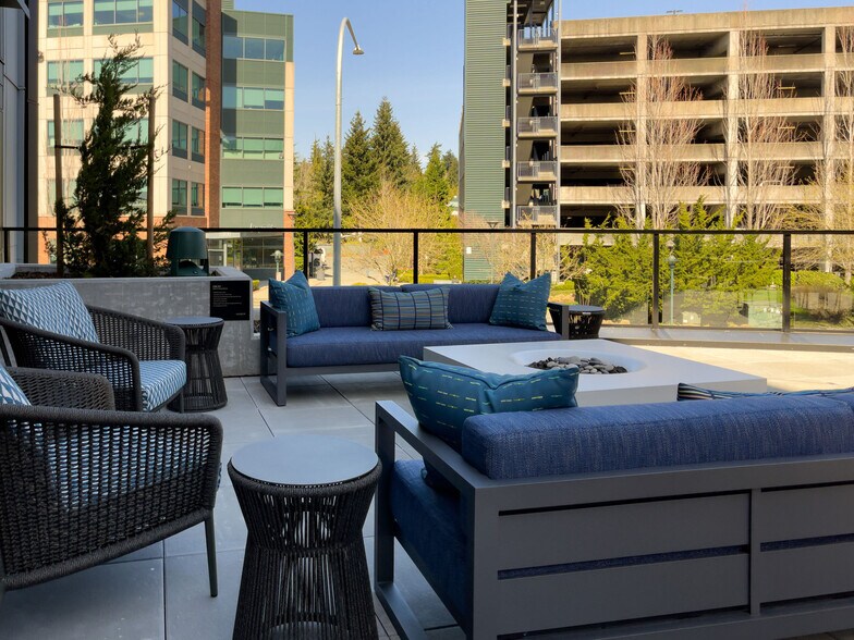 More Photos Of 11811-11821 NE 128th St, Kirkland Multifamily For Sale