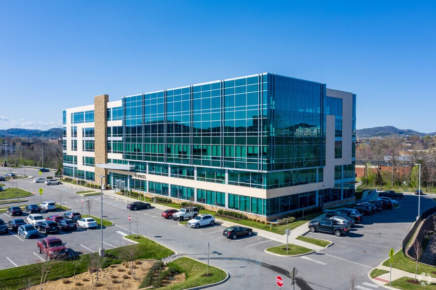 Primary Photo Of 3401 Mallory Ln, Franklin Office For Lease