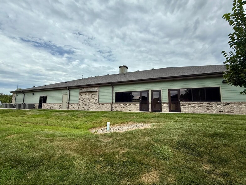 More Photos Of 6704 S 167th St, Omaha Daycare Center For Sale