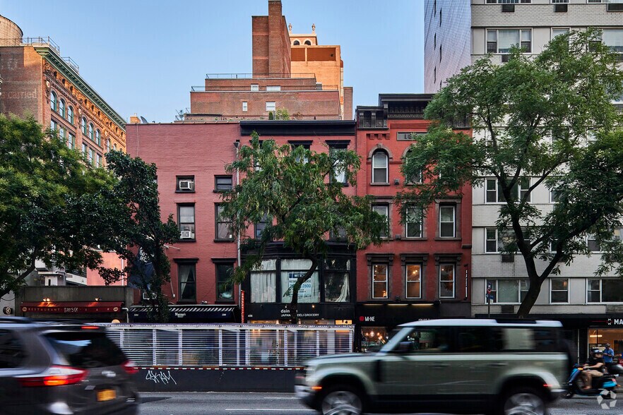 More Photos Of 496 Avenue of the Americas, New York Apartments For Lease