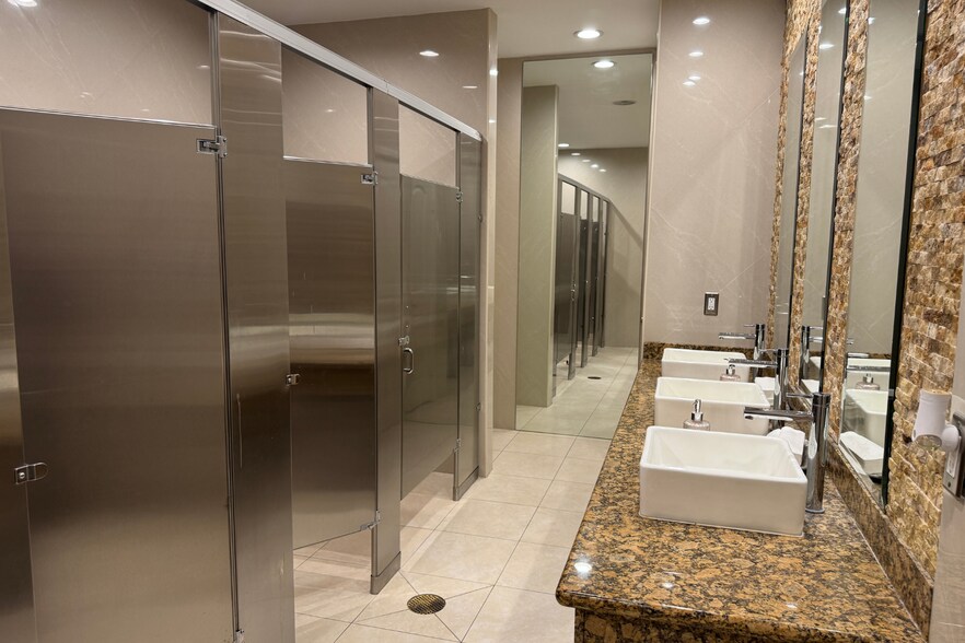 More Photos Of 17603 French Rd, Houston Religious Facility For Sale
